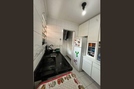 Casa à venda com 55m², 2 quartos e 1 vaga