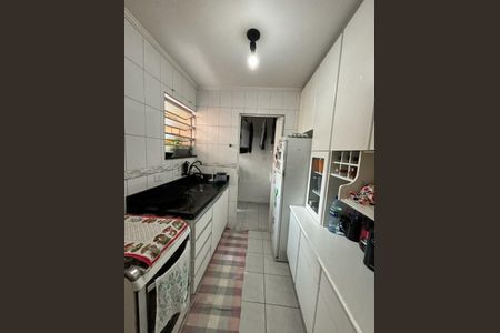 Casa à venda com 55m², 2 quartos e 1 vaga