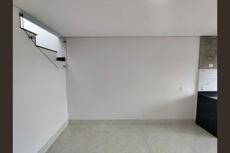Casa à venda com 3 quartos, 150m² em Jardim Santa Cruz, São Paulo