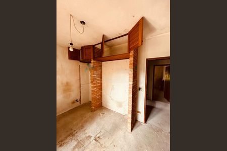 Casa à venda com 4 quartos, 200m² em Jardim Prudência, São Paulo