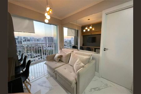 Apartamento à venda com 26m², 1 quarto e sem vaga