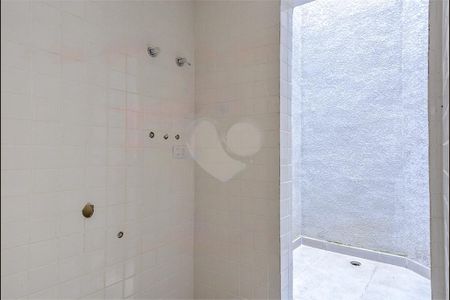 Casa à venda com 75m², 2 quartos e 1 vaga