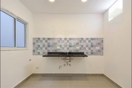 Casa à venda com 75m², 2 quartos e 1 vaga