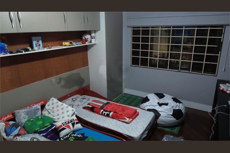 Casa à venda com 3 quartos, 259m² em Jardim Monte Alegre (Zona Norte), São Paulo
