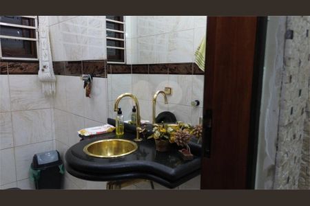 Casa à venda com 3 quartos, 259m² em Jardim Monte Alegre (Zona Norte), São Paulo