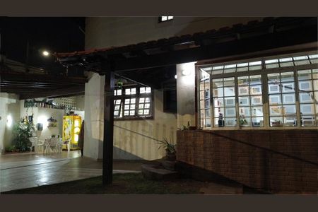 Casa à venda com 3 quartos, 259m² em Jardim Monte Alegre (Zona Norte), São Paulo