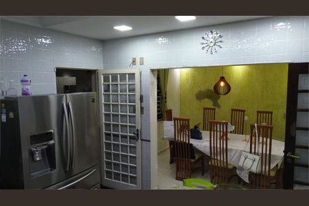 Casa à venda com 3 quartos, 259m² em Jardim Monte Alegre (Zona Norte), São Paulo