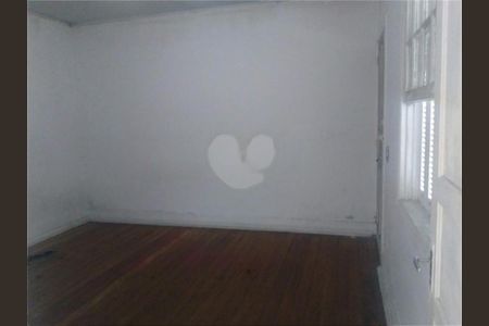 Casa à venda com 178m², 3 quartos e 1 vaga