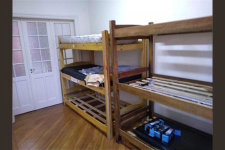Casa à venda com 178m², 3 quartos e 1 vaga