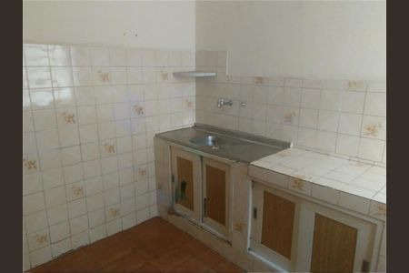 Casa à venda com 178m², 3 quartos e 1 vaga