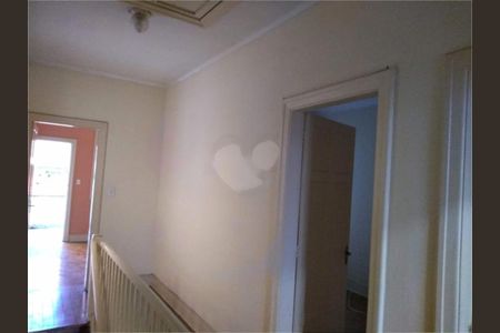 Casa à venda com 178m², 3 quartos e 1 vaga