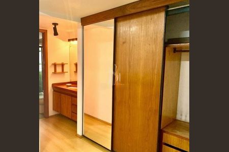 Apartamento à venda com 57m², 1 quarto e 1 vaga