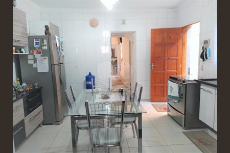 Casa à venda com 136m², 4 quartos e 1 vaga