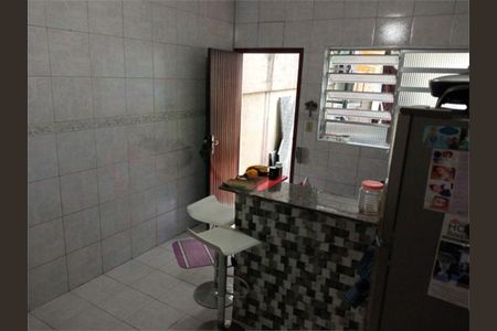 Casa à venda com 127m², 4 quartos e 2 vagas