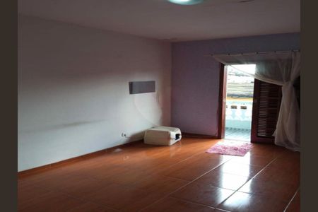 Casa à venda com 4 quartos, 127m² em Vila Clara, São Paulo