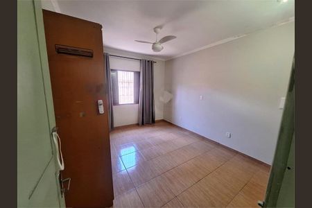 Casa à venda com 1 quarto, 144m² em Vila Esperança, São Paulo