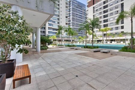 Apartamento à venda com 189m², 3 quartos e 3 vagas
