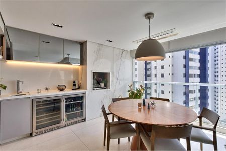 Apartamento à venda com 3 quartos, 189m² em Jardim Morumbi, São Paulo