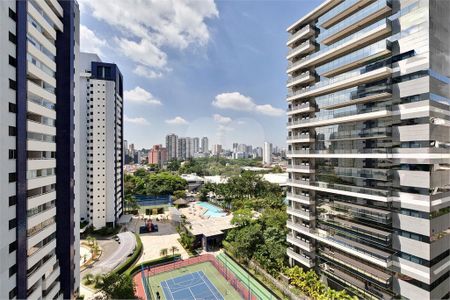 Apartamento à venda com 189m², 3 quartos e 3 vagas