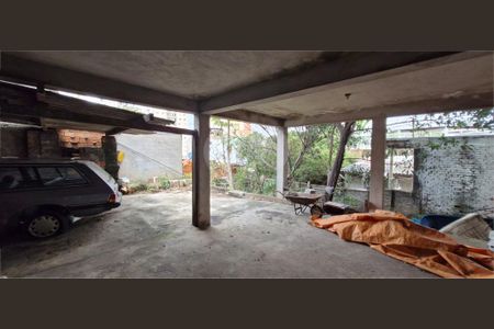 Casa à venda com 320m², 3 quartos e sem vaga