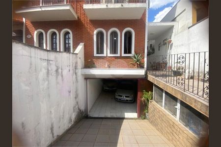 Casa à venda com 198m², 4 quartos e 5 vagas