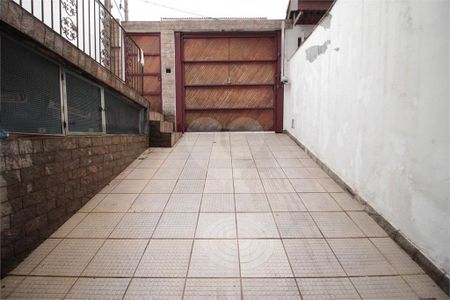 Casa à venda com 198m², 4 quartos e 5 vagas