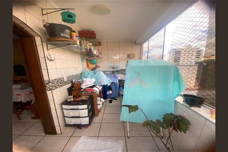 Casa à venda com 198m², 4 quartos e 5 vagas