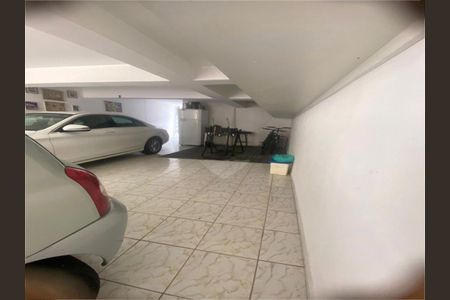 Casa à venda com 4 quartos, 198m² em Vila Ester (Zona Norte), São Paulo