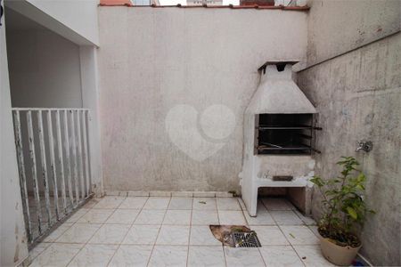 Casa à venda com 4 quartos, 198m² em Vila Ester (Zona Norte), São Paulo