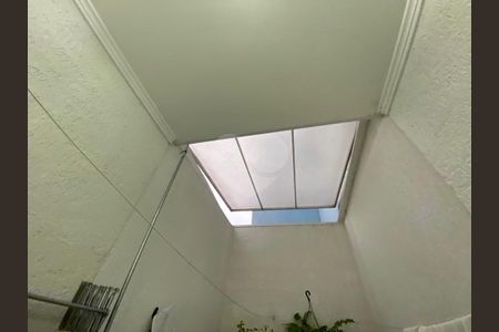 Casa à venda com 70m², 2 quartos e 1 vaga