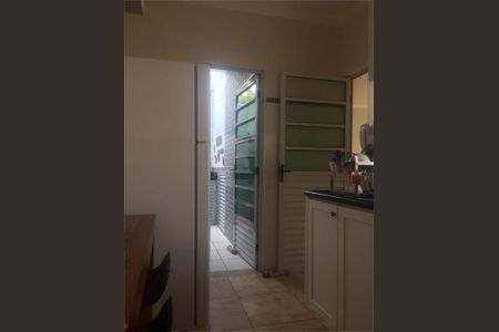 Casa à venda com 70m², 2 quartos e 1 vaga