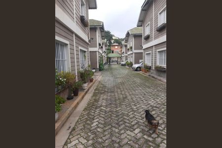 Casa à venda com 70m², 2 quartos e 1 vaga