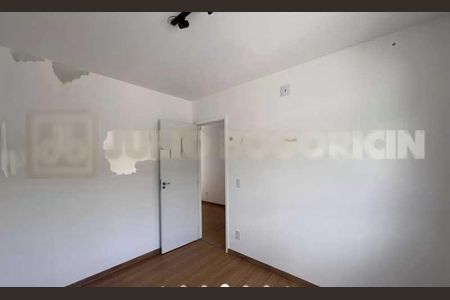 Apartamento à venda com 2 quartos, 44m² em Vargem Grande, Rio de Janeiro