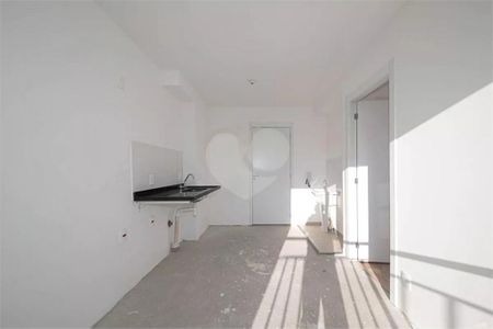 Apartamento à venda com 27m², 1 quarto e sem vaga