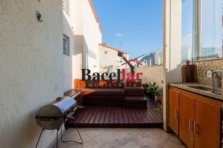 Apartamento à venda com 117m², 3 quartos e 2 vagas