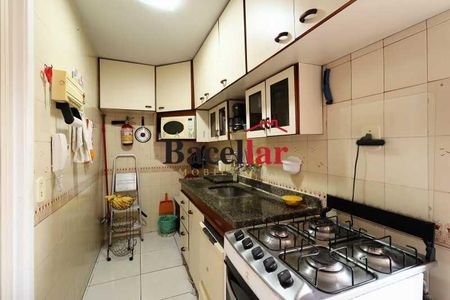 Apartamento à venda com 72m², 2 quartos e 1 vaga