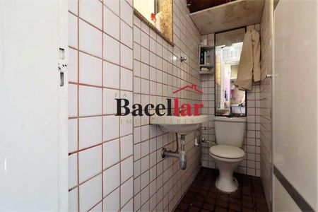 Apartamento à venda com 72m², 2 quartos e 1 vaga