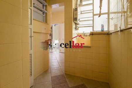 Apartamento à venda com 70m², 2 quartos e sem vaga