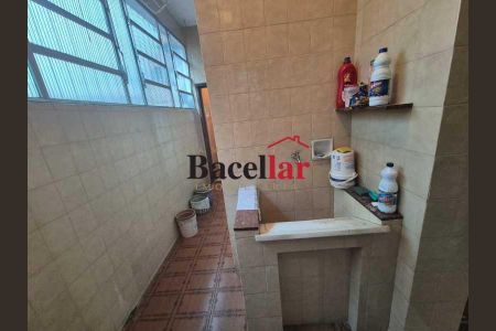 Casa à venda com 609m², 5 quartos e 2 vagas