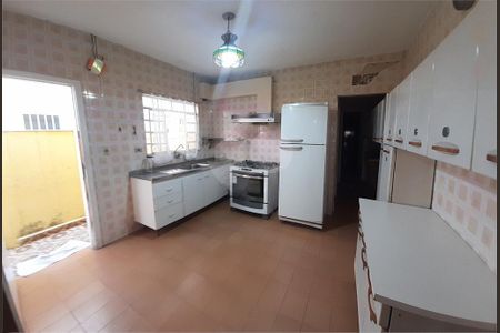 Casa à venda com 4 quartos, 175m² em Vila Palmeiras, São Paulo