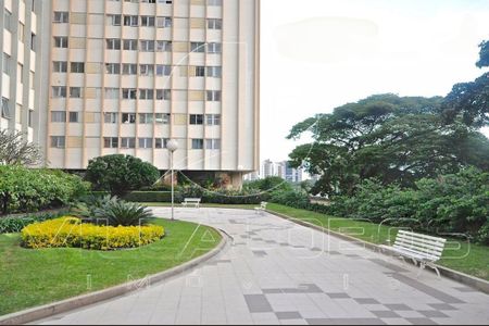 Apartamento à venda com 165m², 3 quartos e 2 vagas