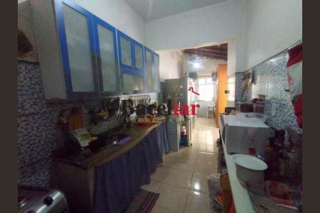 Casa à venda com 152m², 2 quartos e 2 vagas