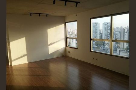 Apartamento à venda com 1 quarto, 70m² em Panamby, São Paulo