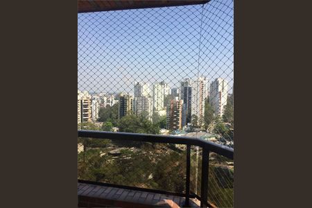 Apartamento à venda com 213m², 3 quartos e 3 vagas