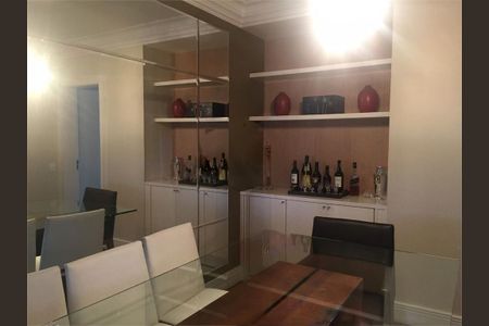 Apartamento à venda com 213m², 3 quartos e 3 vagas