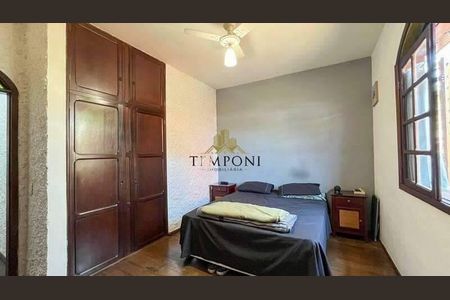 Casa à venda com 4 quartos, 244m² em Ouro Preto, Belo Horizonte