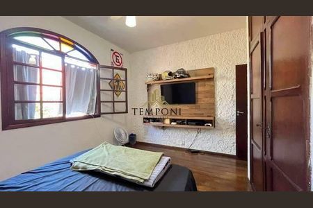 Casa à venda com 4 quartos, 244m² em Ouro Preto, Belo Horizonte