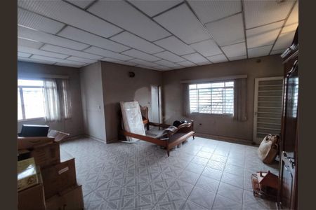 Casa à venda com 2 quartos, 195m² em Vila Pereira Cerca, São Paulo