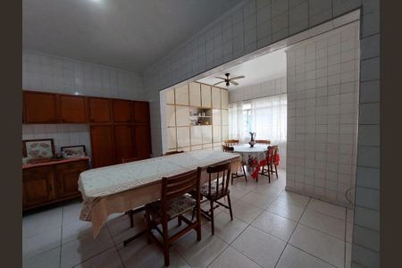 Casa à venda com 2 quartos, 195m² em Vila Pereira Cerca, São Paulo