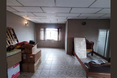 Casa à venda com 2 quartos, 195m² em Vila Pereira Cerca, São Paulo